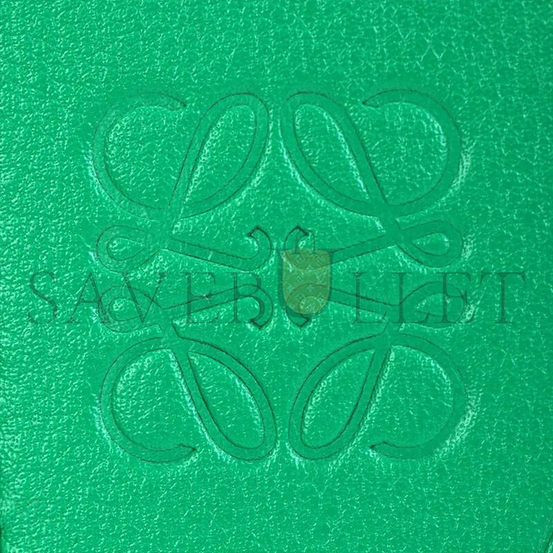 LOEWE ELEPHANT POCKET IN CLASSIC CALFSKIN C623B02X04 (18*8*4cm)